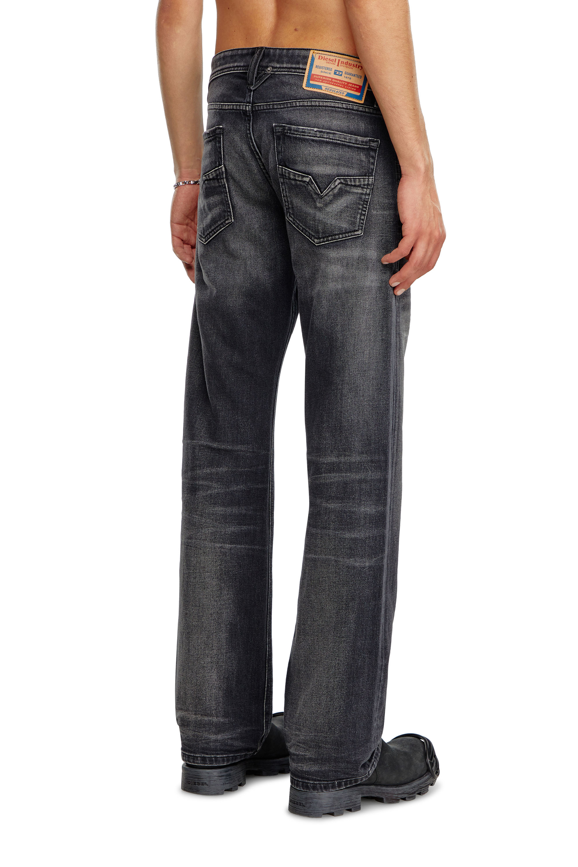 Diesel - Regular Jeans 1985 Larkee 09J65 Hombre, Negro/Gris oscuro - 4